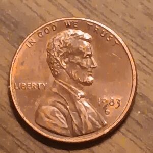 1983 D cooper penny dd and weigh 2.70